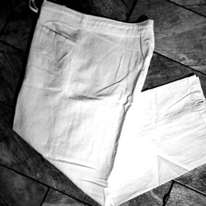 White lounge pants. Tie at waist.